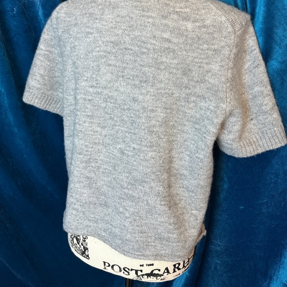 H&M Short Sleeve Grey Sweater Large - Picture 4 of 5